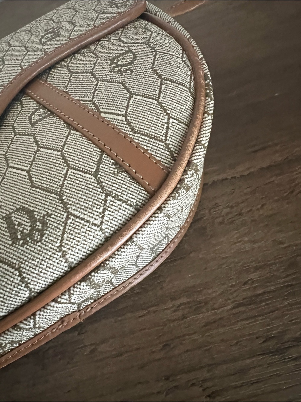 Dior Beige Honeycomb Crossbody with Tan Leather Trim - Picture 4 of 7
